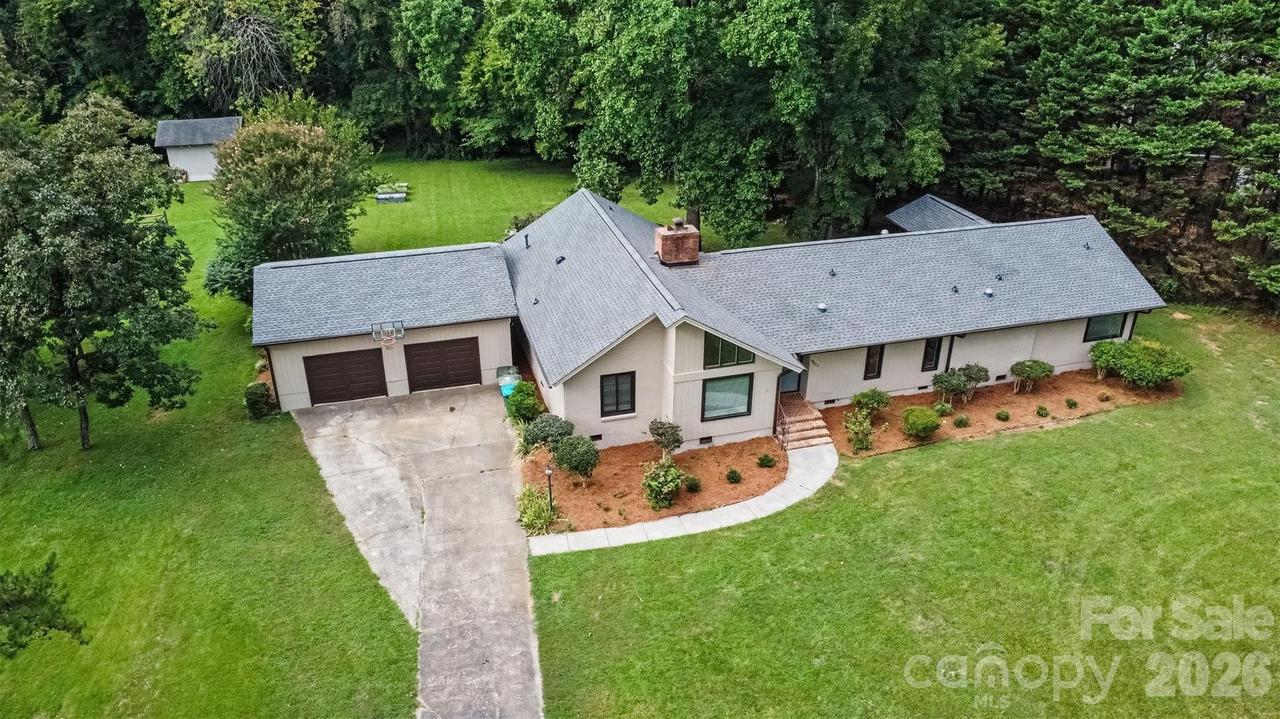13520 Andulusian Dr., Matthews, NC 28105