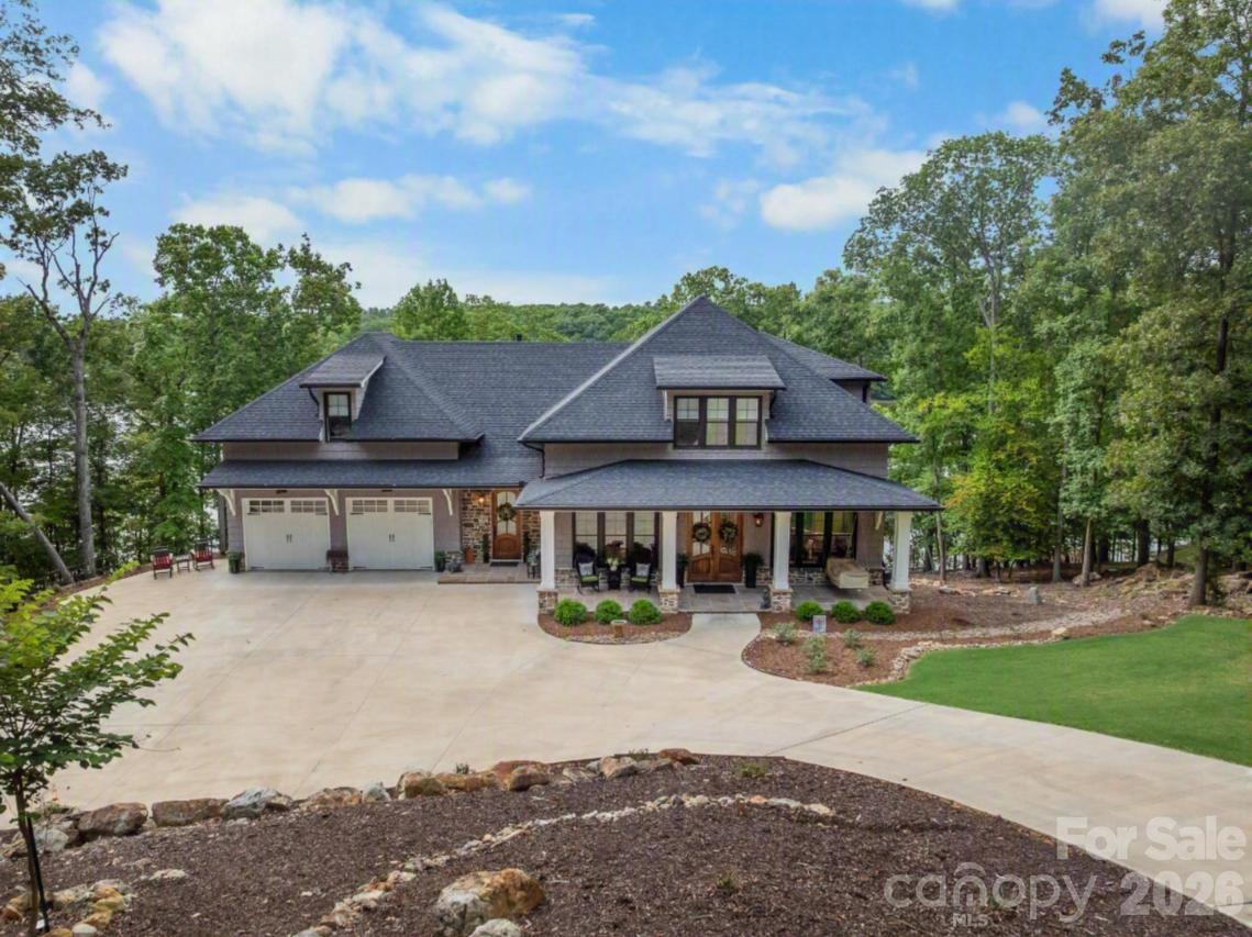 1818 Rocky Cove Ln., Denton, NC 27239