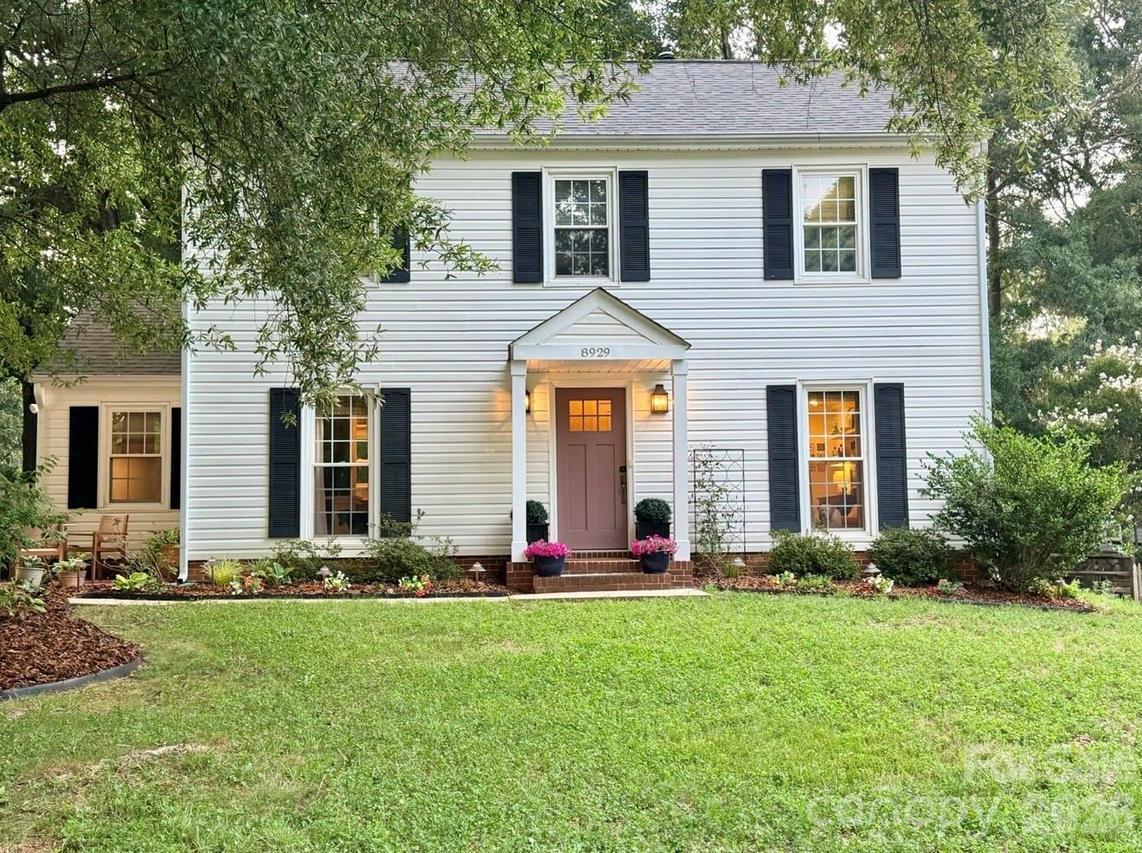 8929 Gamesford Dr., Charlotte, NC 28277