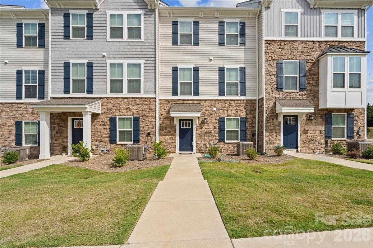1725 Aspire St., Charlotte, NC 28262