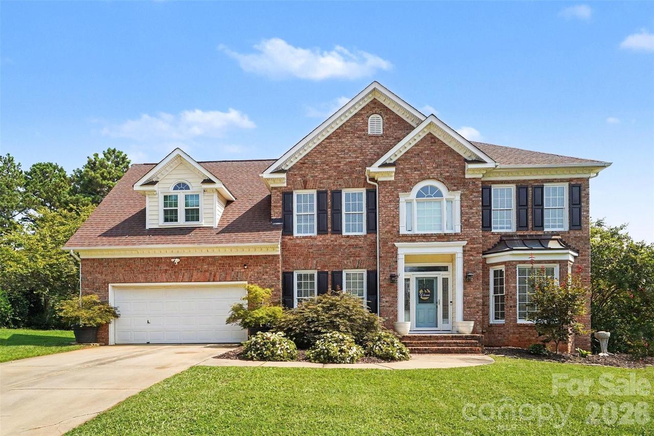 4902 Shannamara Dr., Matthews, NC 28104