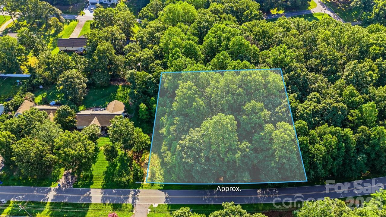 1096 Rollingwood Dr., Claremont, NC 28610