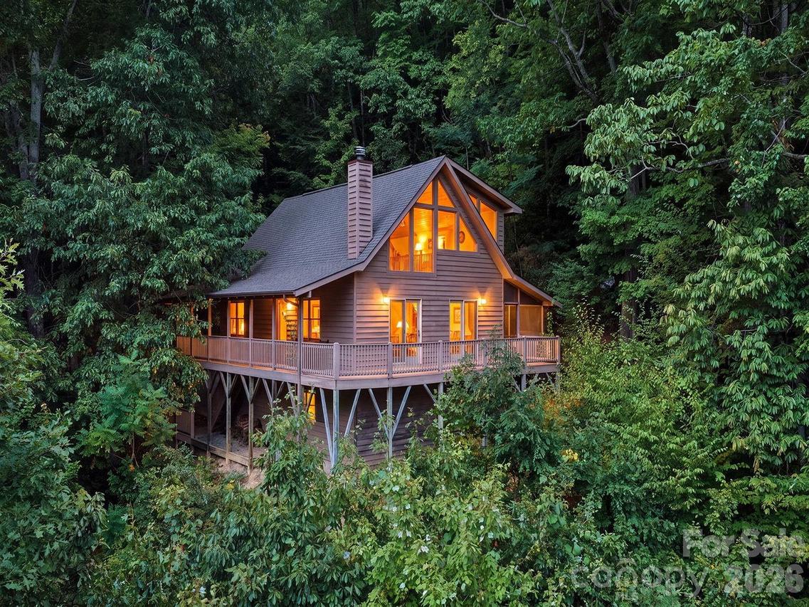 808 Nottingham Rd., Maggie Valley, NC 28751