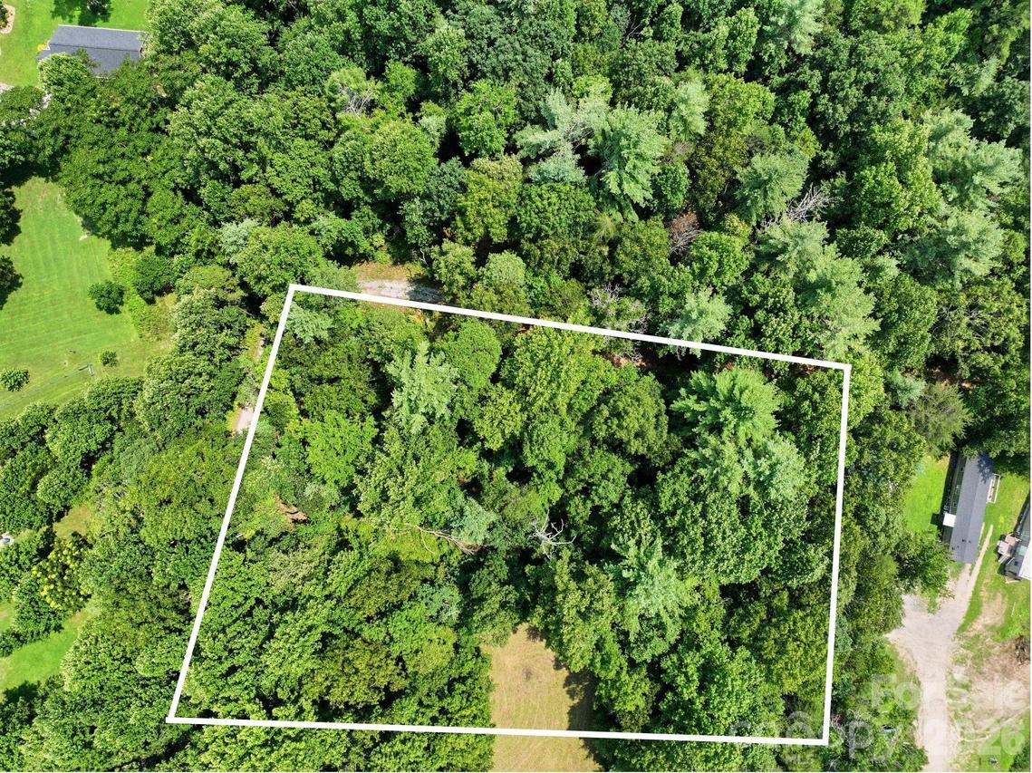 Lot 2 Chestnut Stump Rd., Hendersonville, NC 28792