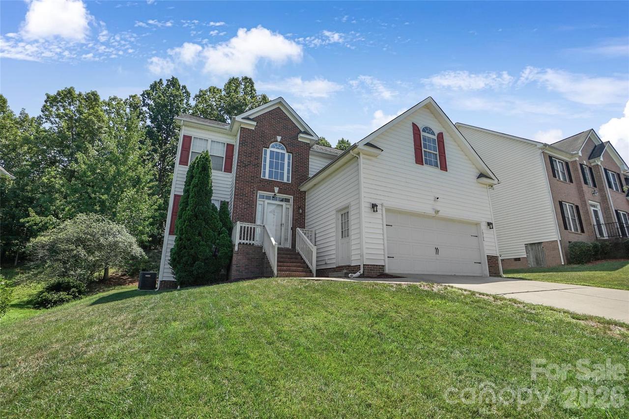 10706 Hellebore Rd., Charlotte, NC 28213
