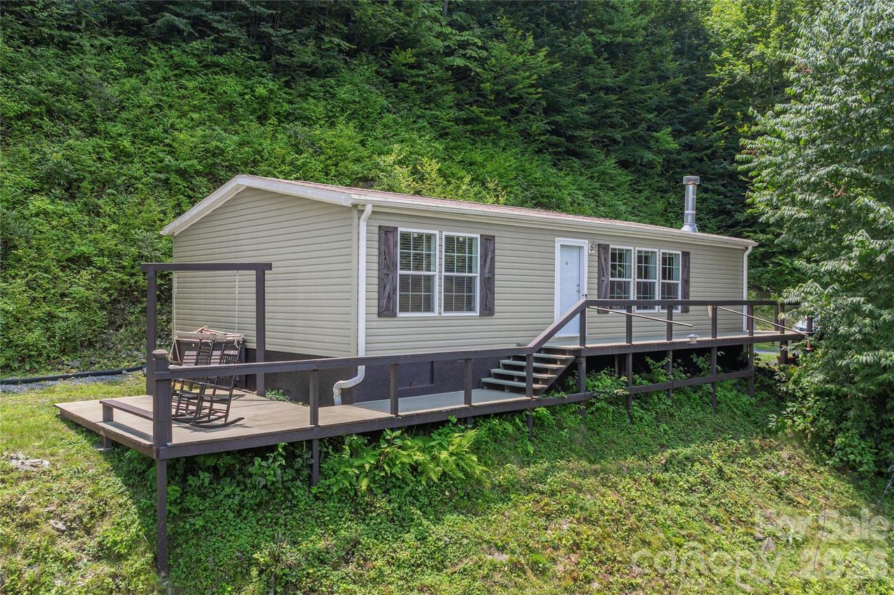 92 Bobcat Rd., Maggie Valley, NC 28751