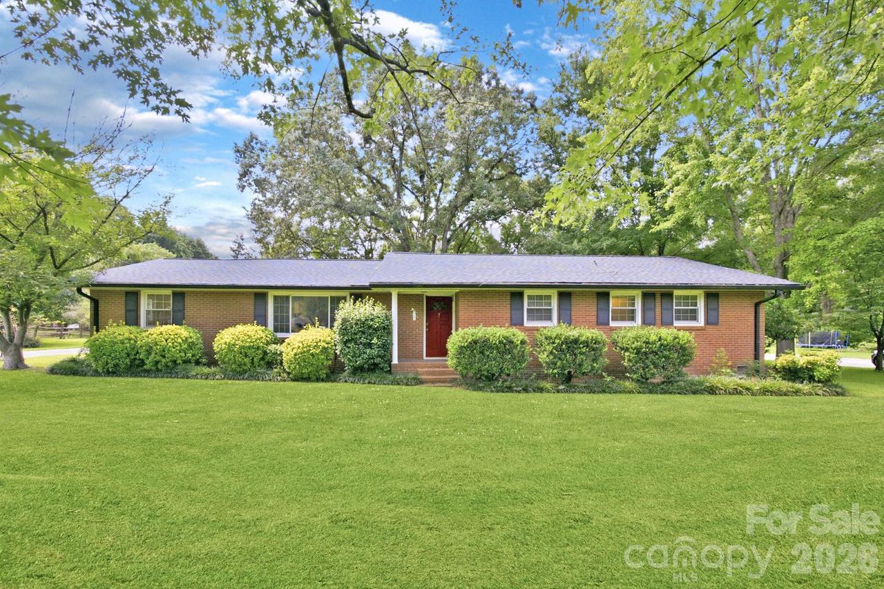 13128 Blacksmith Ct., Matthews, NC 28105