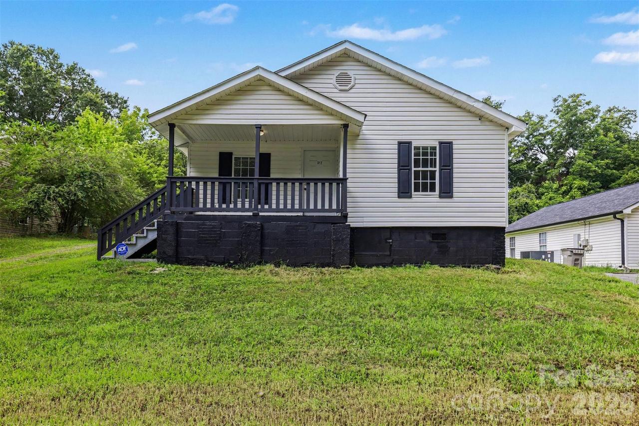 317 James St., Gastonia, NC 28052