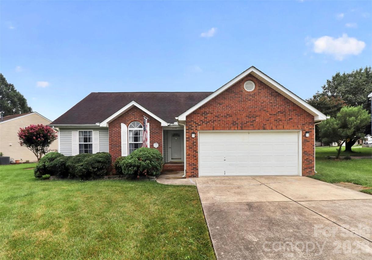 4619 Winterberry Ln., Monroe, NC 28110