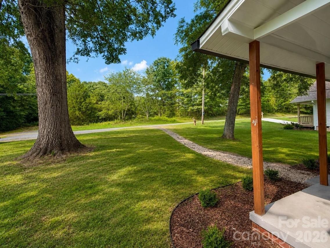 2449 Myrtle Ave., Gastonia, NC 28052