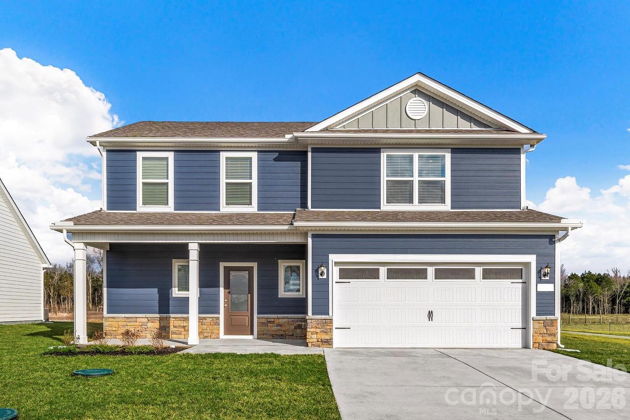 8113 Cravat Ct., Charlotte, NC 28215