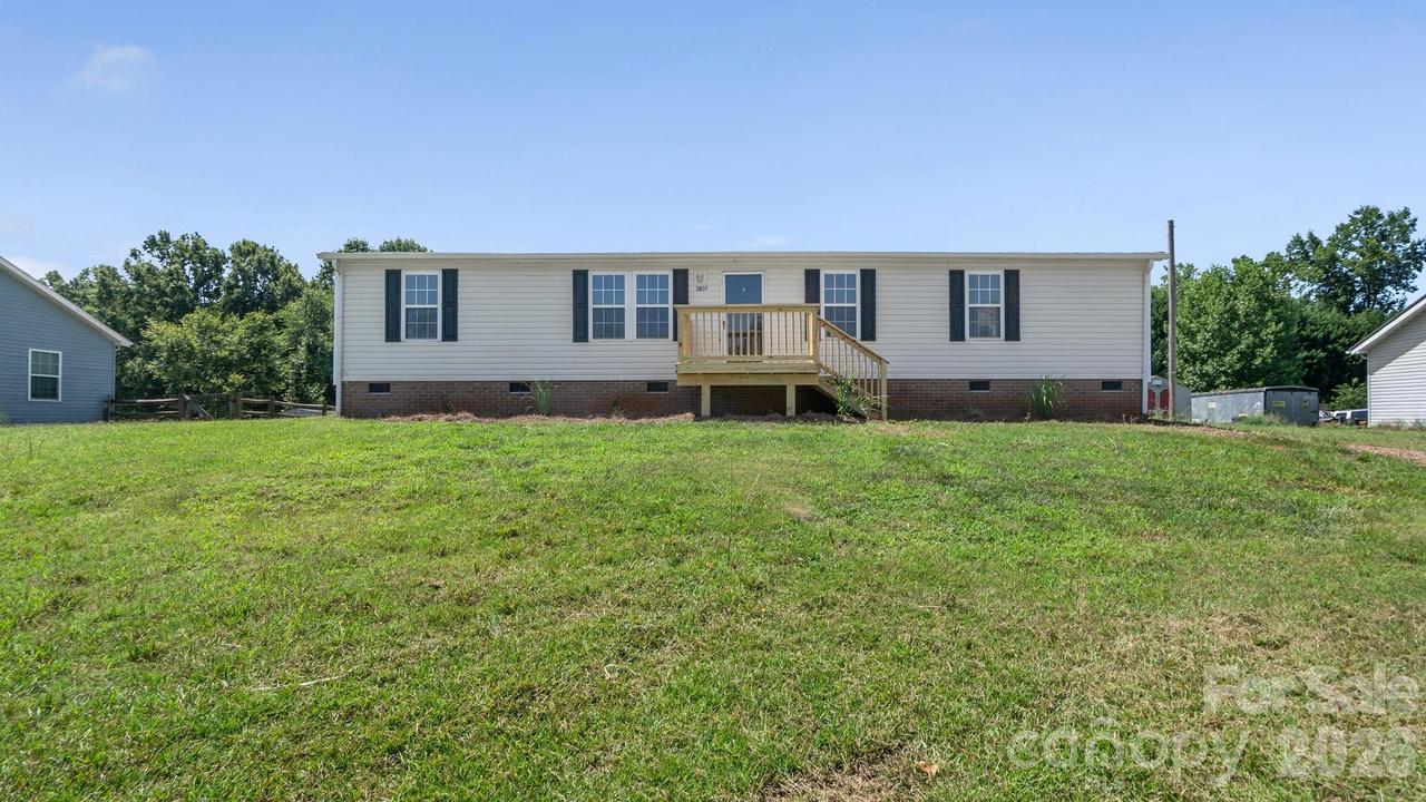 178 Zircon Dr., Statesville, NC 28625
