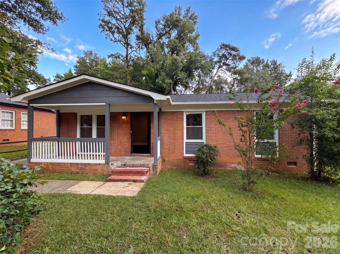 528 Kentbrook Dr., Charlotte, NC 28213