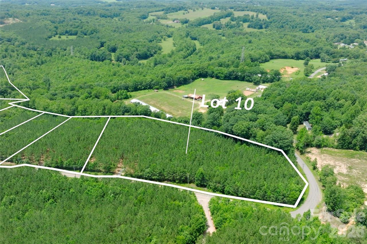 10 Morrison Rd., Morganton, NC 28655