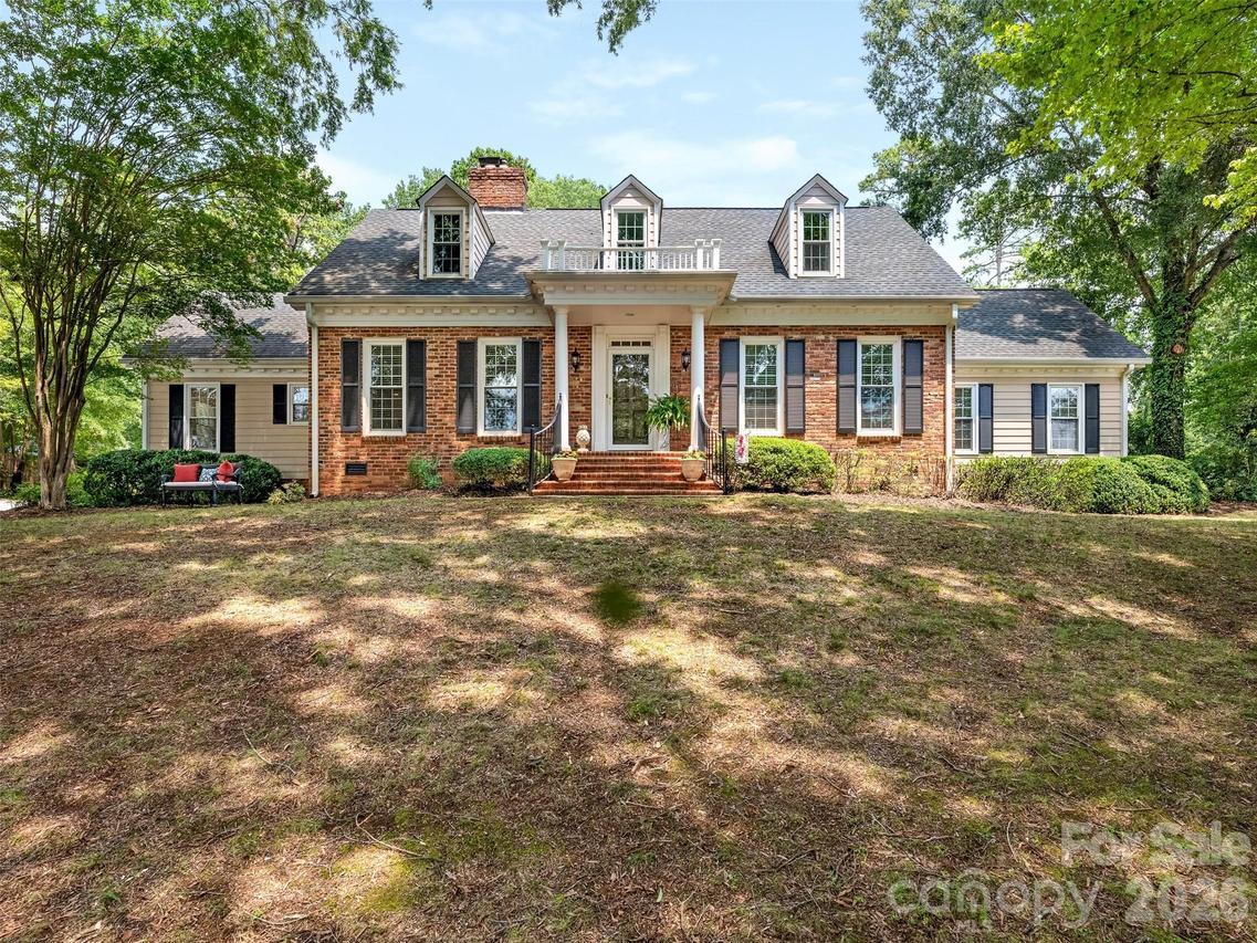 4313 Crossgate Rd., Charlotte, NC 28226