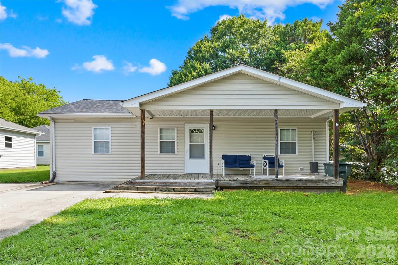 2104 Court Dr., Gastonia, NC 28054