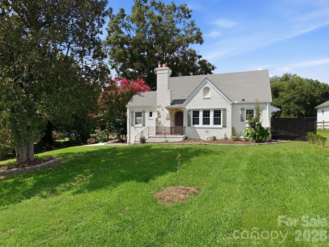 1522 Mooresville Rd., Salisbury, NC 28147