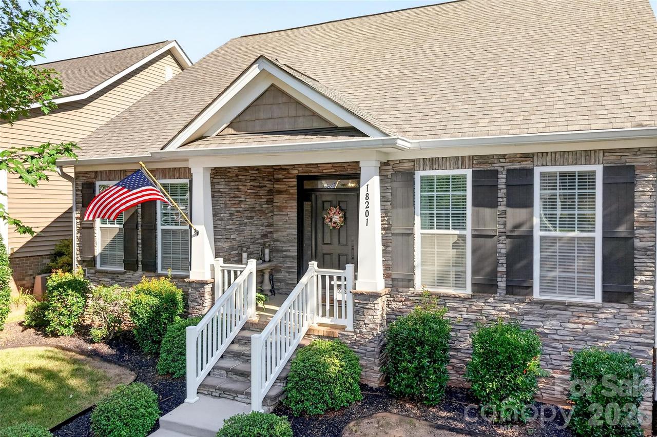 18201 Coulter Pkwy., Cornelius, NC 28031