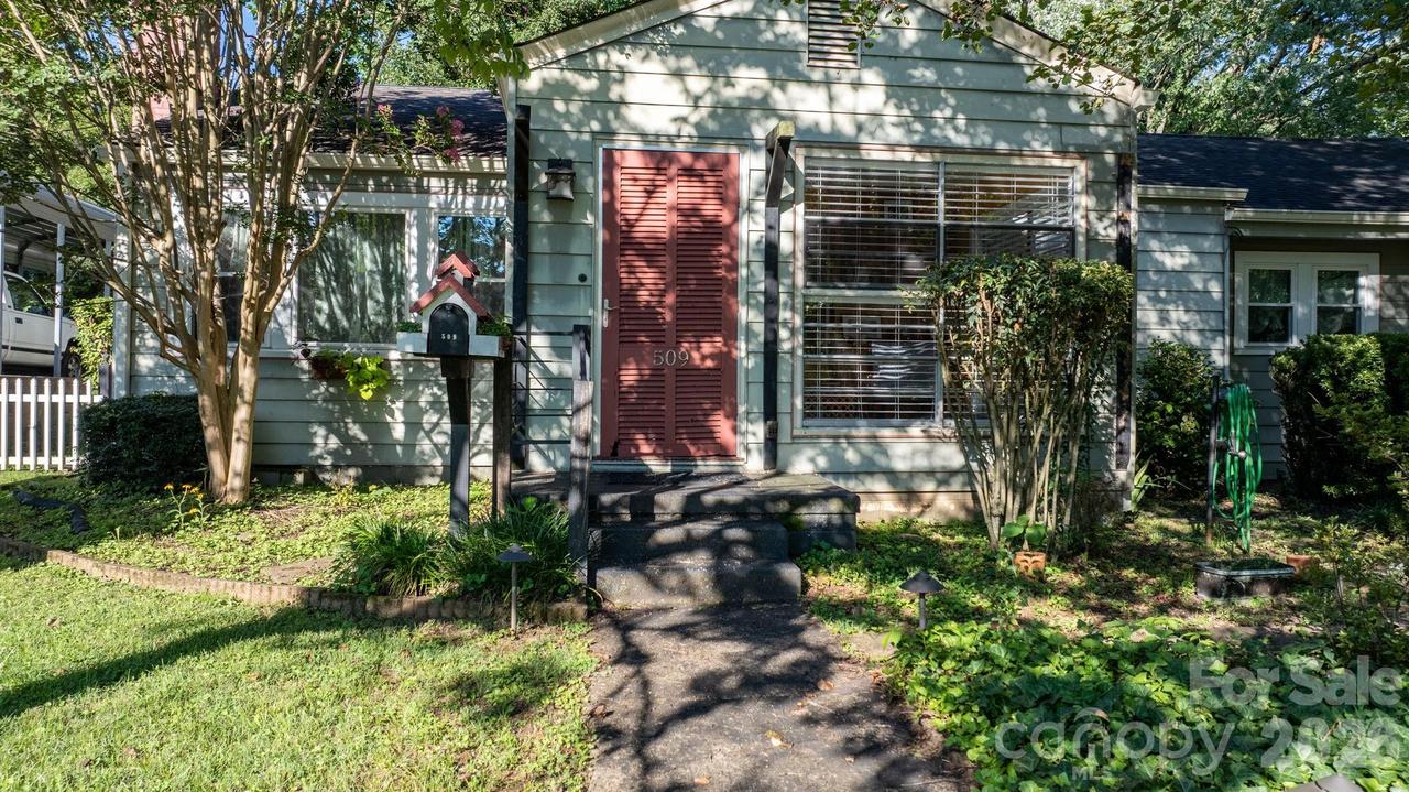 509 Westview St., Lenoir, NC 28645