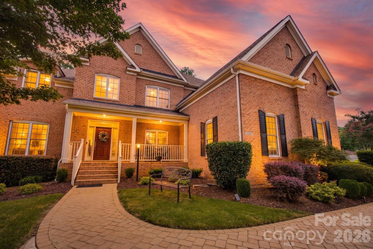 16506 Doves Canyon Ln., Charlotte, NC 28278