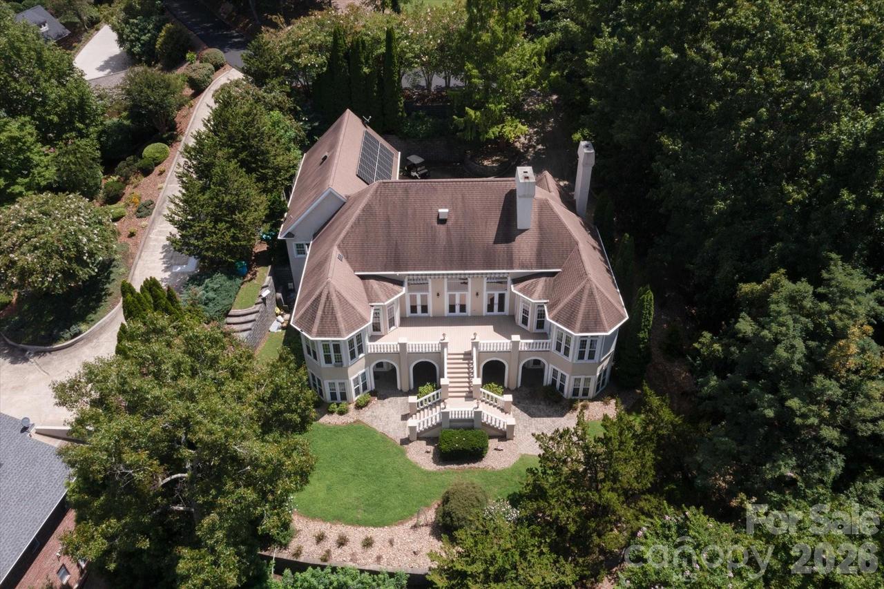 705 Lake Club Dr., Nebo, NC 28761