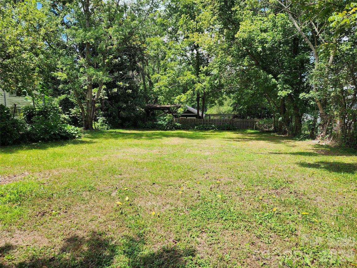 198 Fayetteville St. #82, Asheville, NC 28806