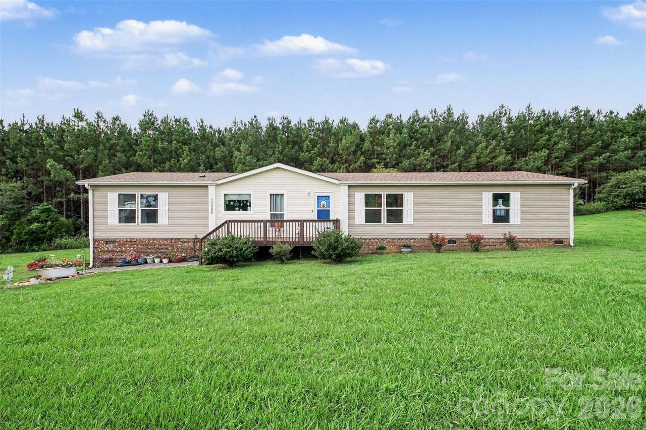 30090 Jeffrey Cir., Albemarle, NC 28001