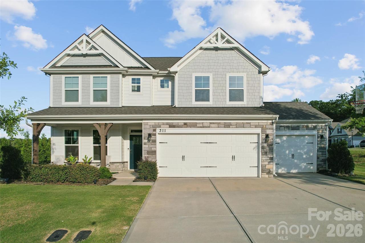 311 Bouchard Dr., Waxhaw, NC 28173