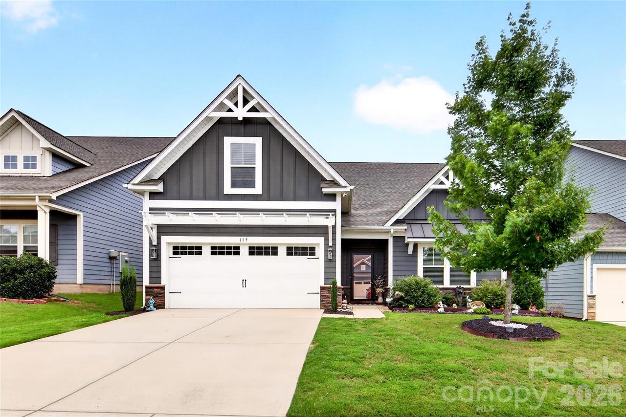 115 Jana Dr., Statesville, NC 28677