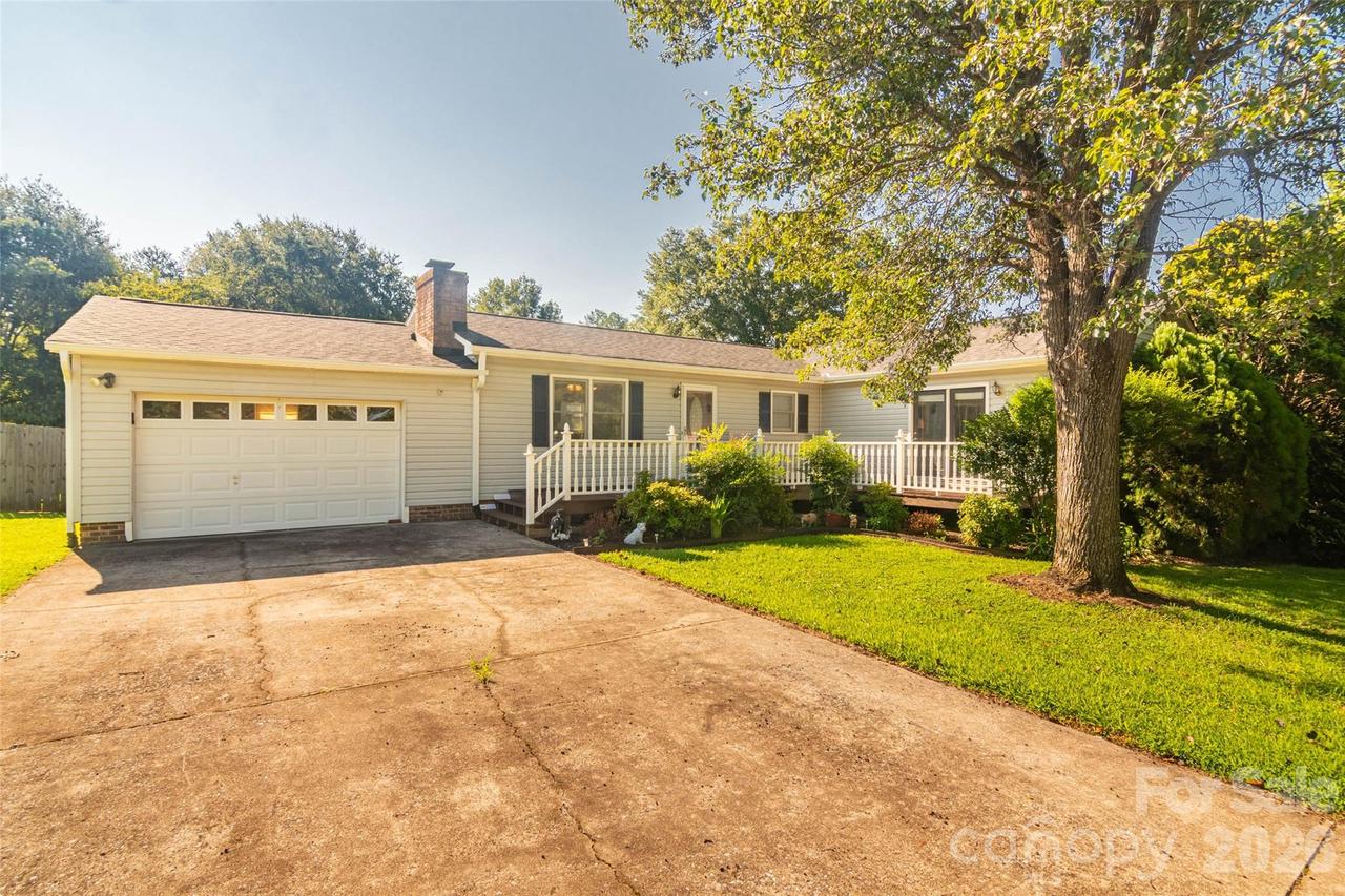 135 Diamond Dr., Ellenboro, NC 28040