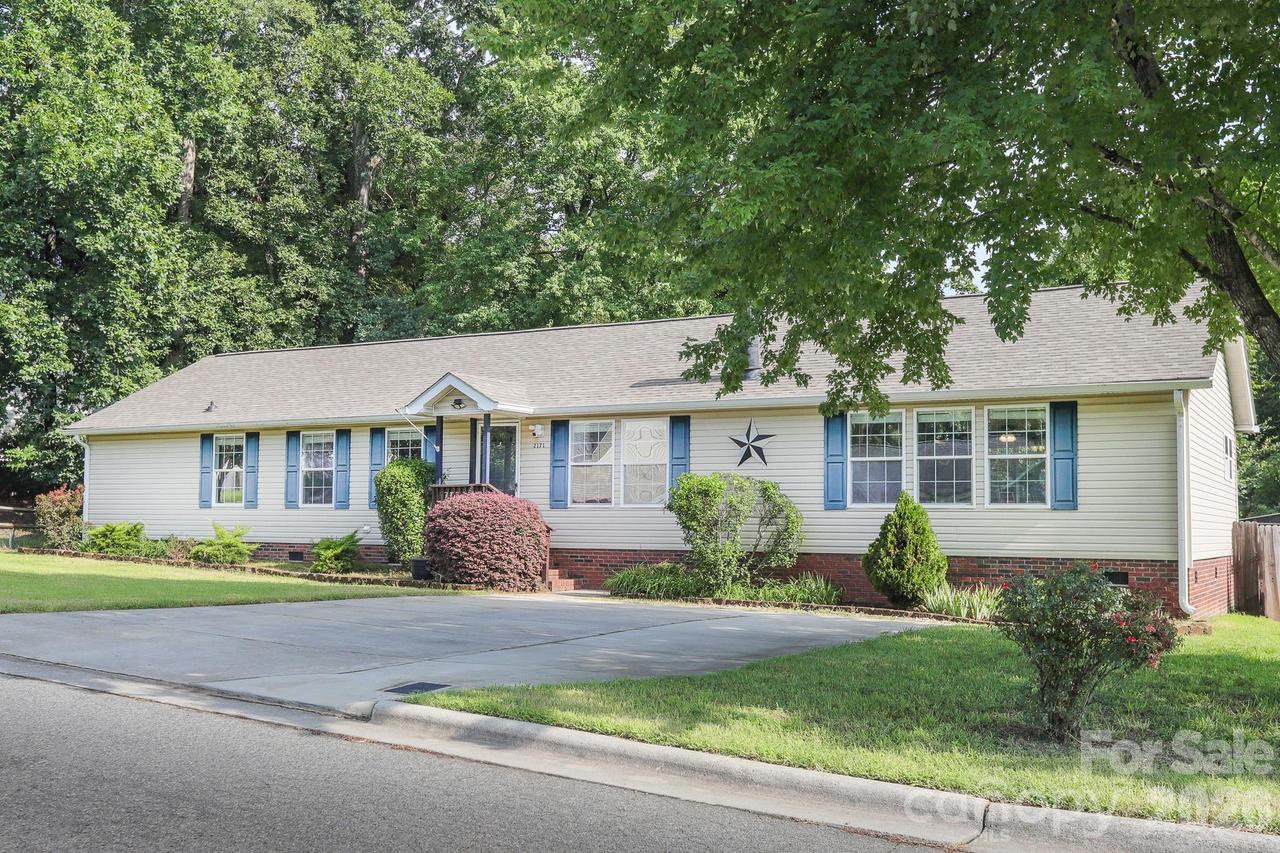 2171 Brantley Creek Dr., Kannapolis, NC 28083
