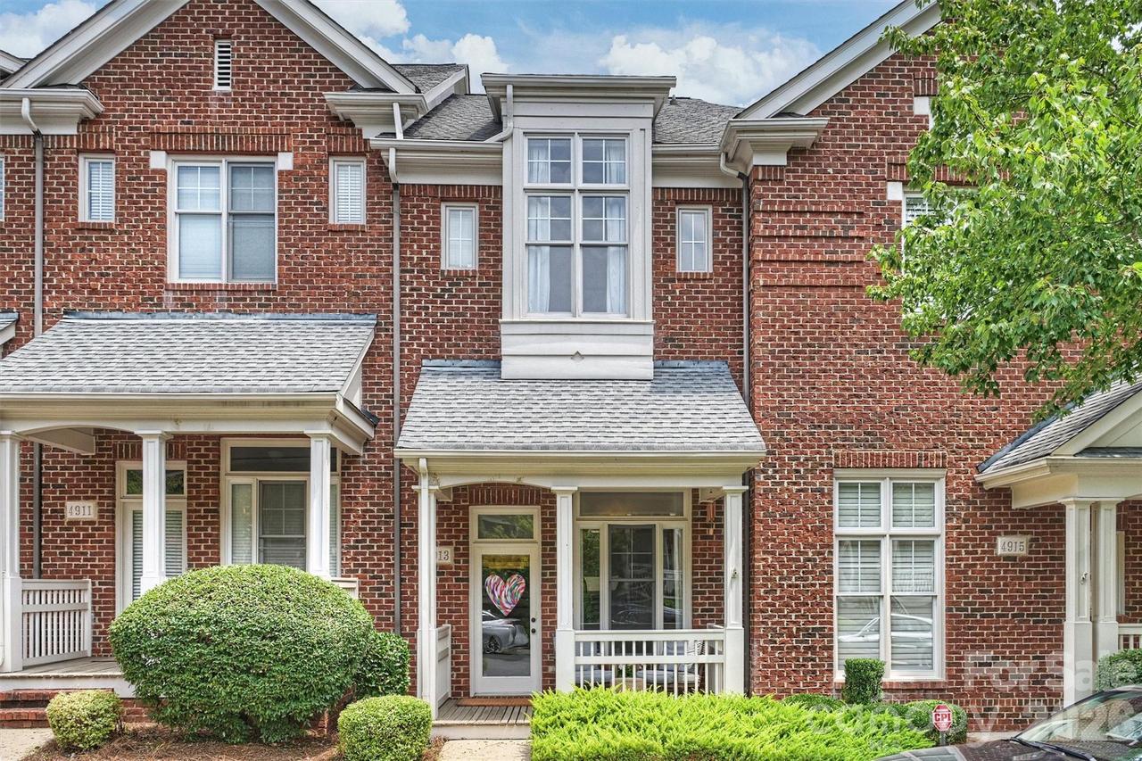 4913 S South Hill View Dr., Charlotte, NC 28210