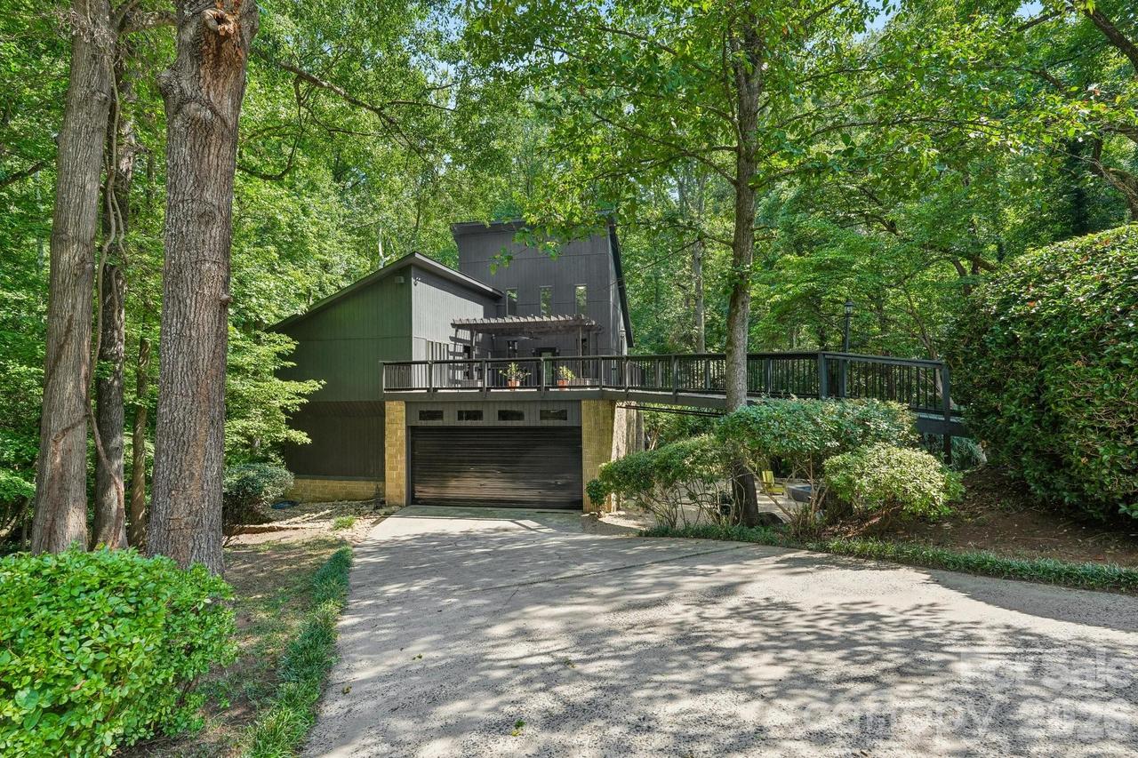 407 Robinwood Dr., Shelby, NC 28150