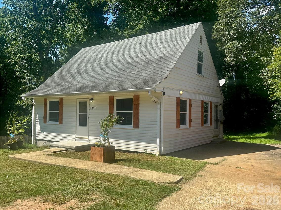 1005 William Dr., Winston Salem, NC 27127