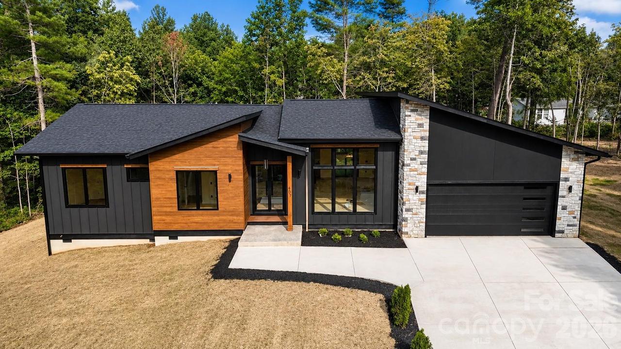 407 Melnick Ter., Asheville, NC 28803