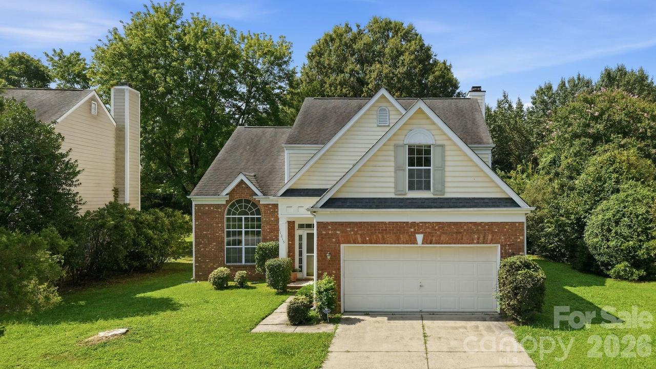 11215 Longhedge Ln., Charlotte, NC 28273