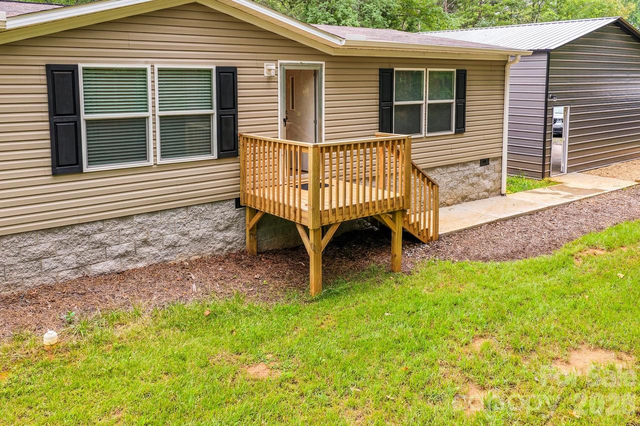 1496 Rock Spring Rd., Mill Spring, NC 28756