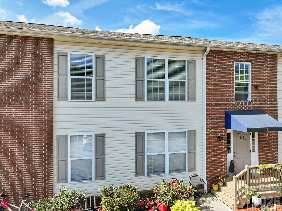 237 Camelot Dr. #B, Waynesville, NC 28786