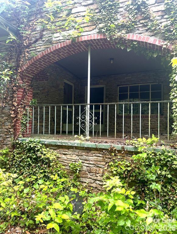 2870 Rutherford College Rd., Connelly Springs, NC 28612