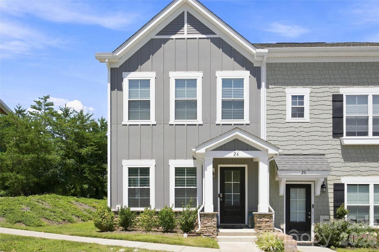 26 Walnut Springs Dr., Asheville, NC 28804
