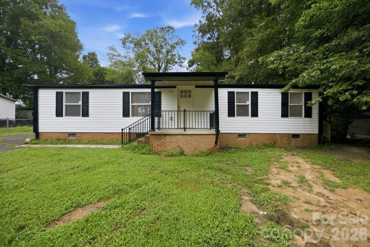 3250 Ole Country Ln., Claremont, NC 28610