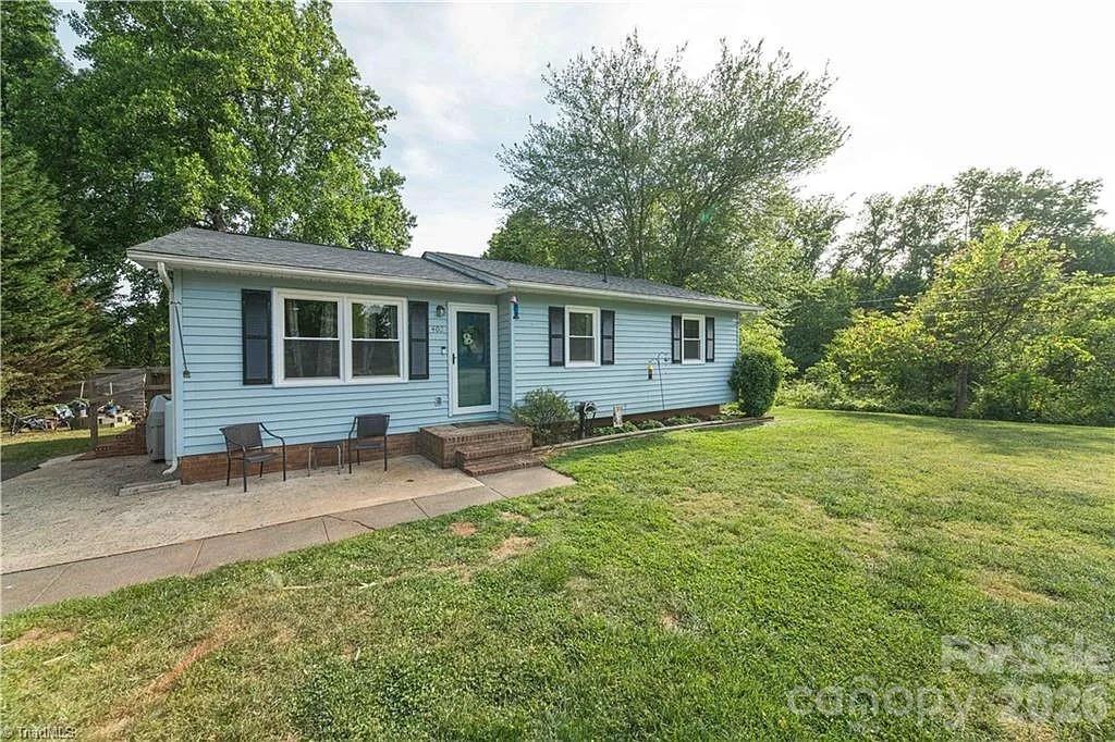 402 Williams St., Boonville, NC 27011