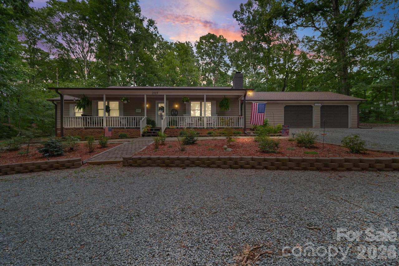2115 Acorn Ln., Monroe, NC 28112