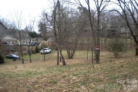 22 Hemlock Dr. ##23-27, Asheville, NC 28806