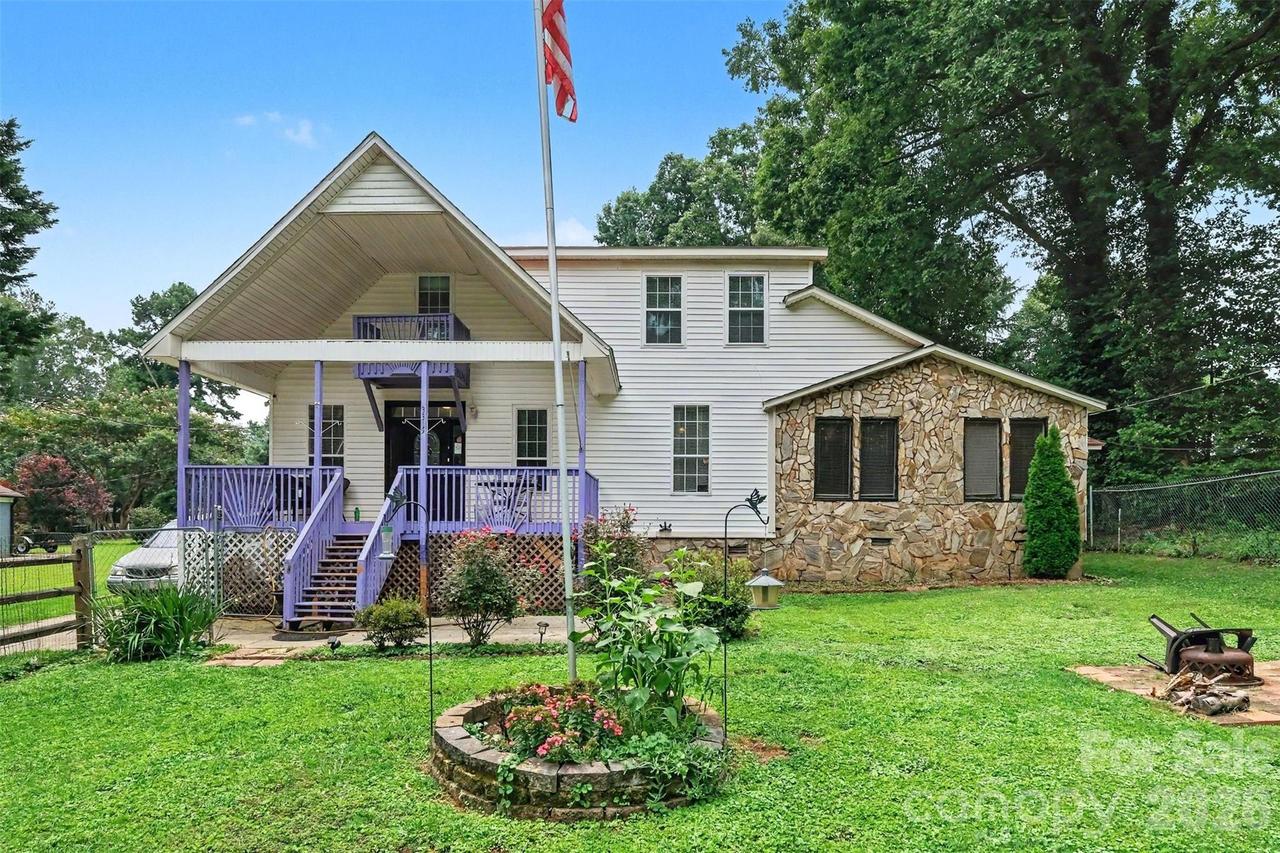 3315 Carver Pl., Charlotte, NC 28269