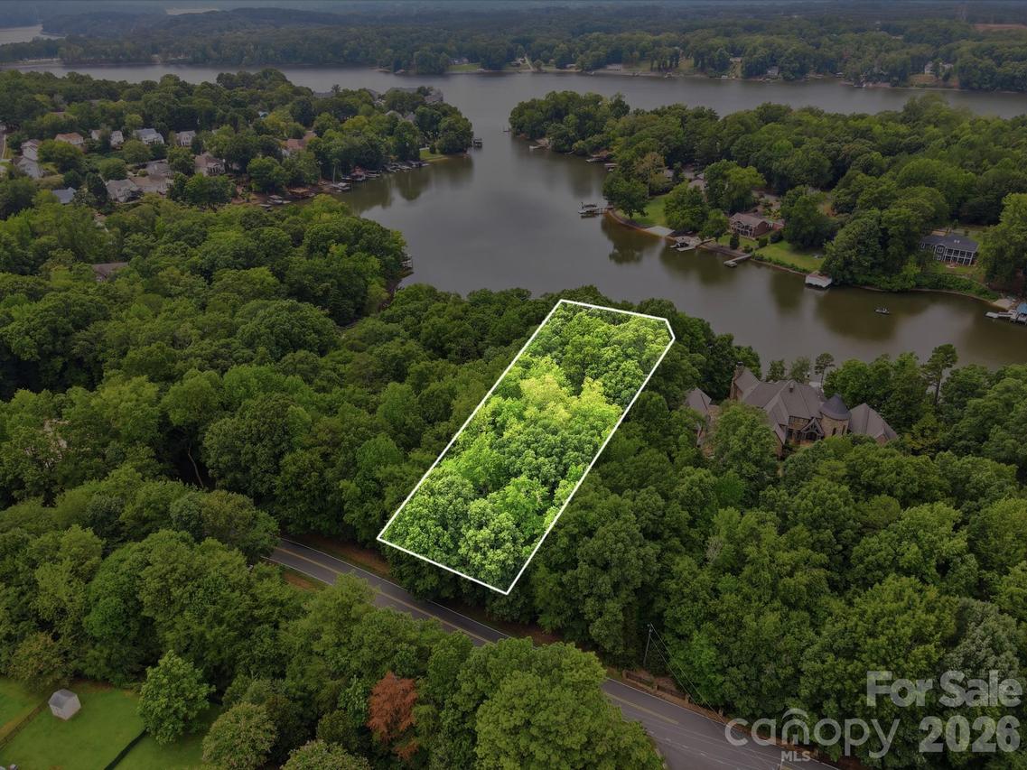 9710 Windygap Rd., Charlotte, NC 28278