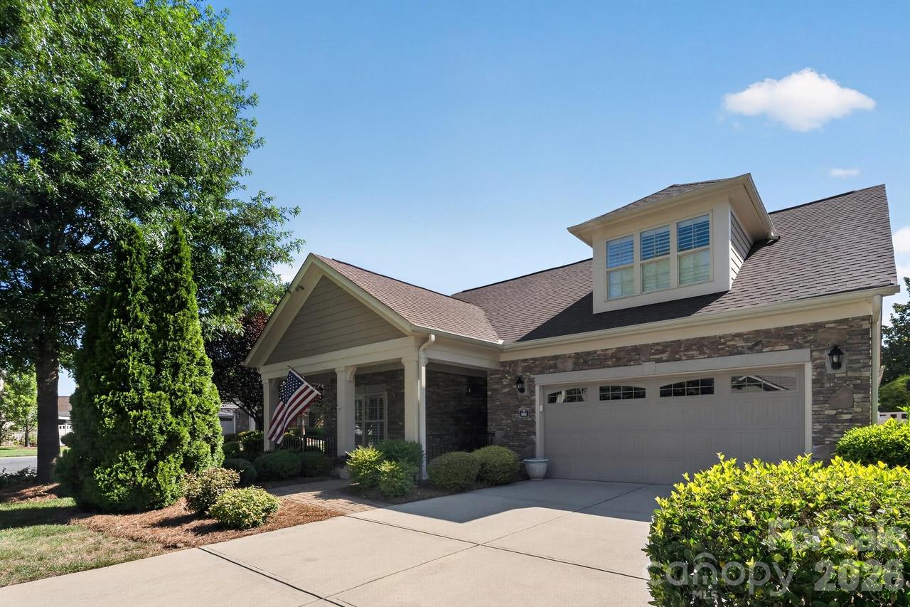 903 Morningstar Ln., Matthews, NC 28104