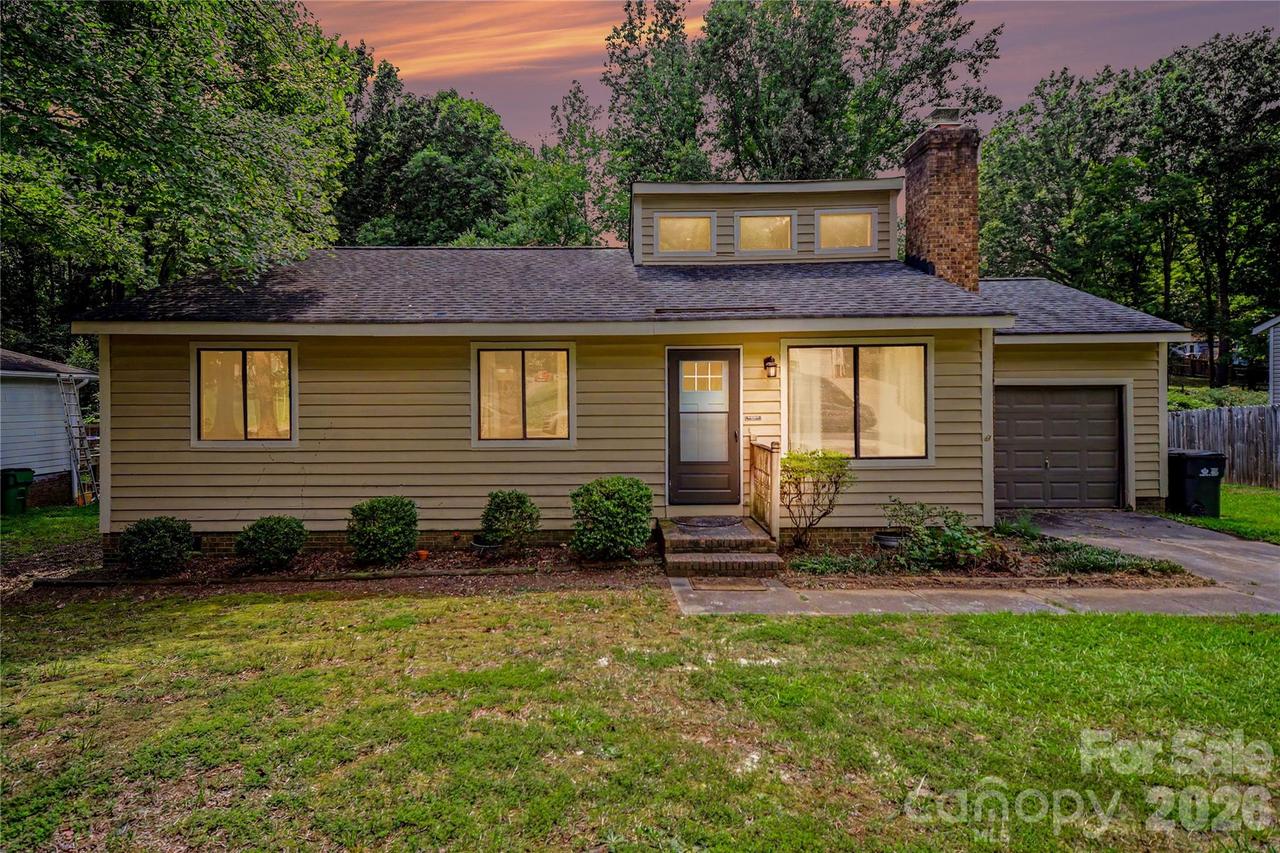 6601 Santa Cruz Tr., Charlotte, NC 28227