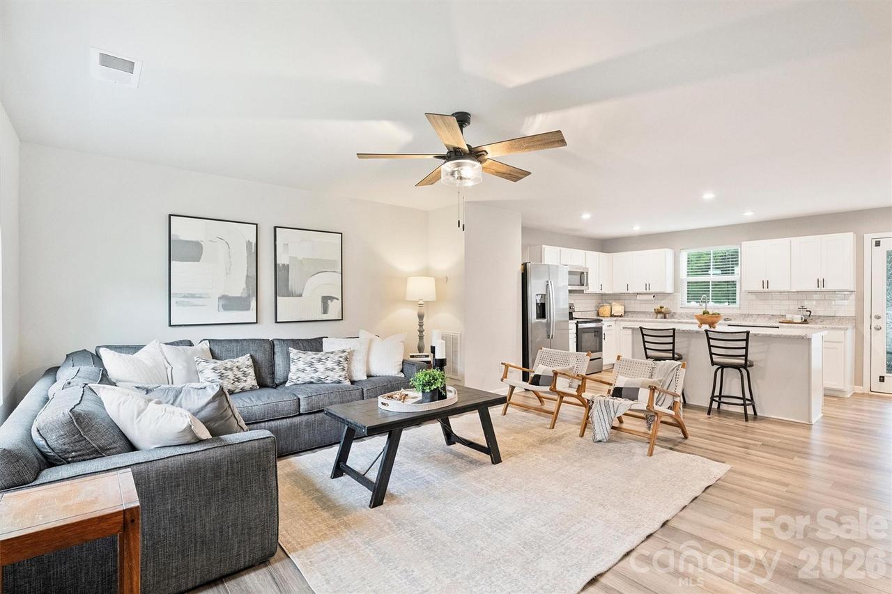 7016 Ludell Ln., Charlotte, NC 28215