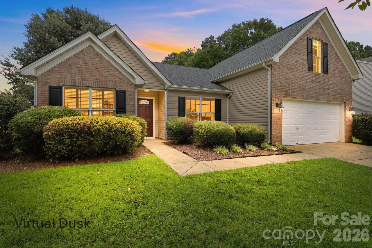 109 Washburn Range Dr., Mooresville, NC 28115